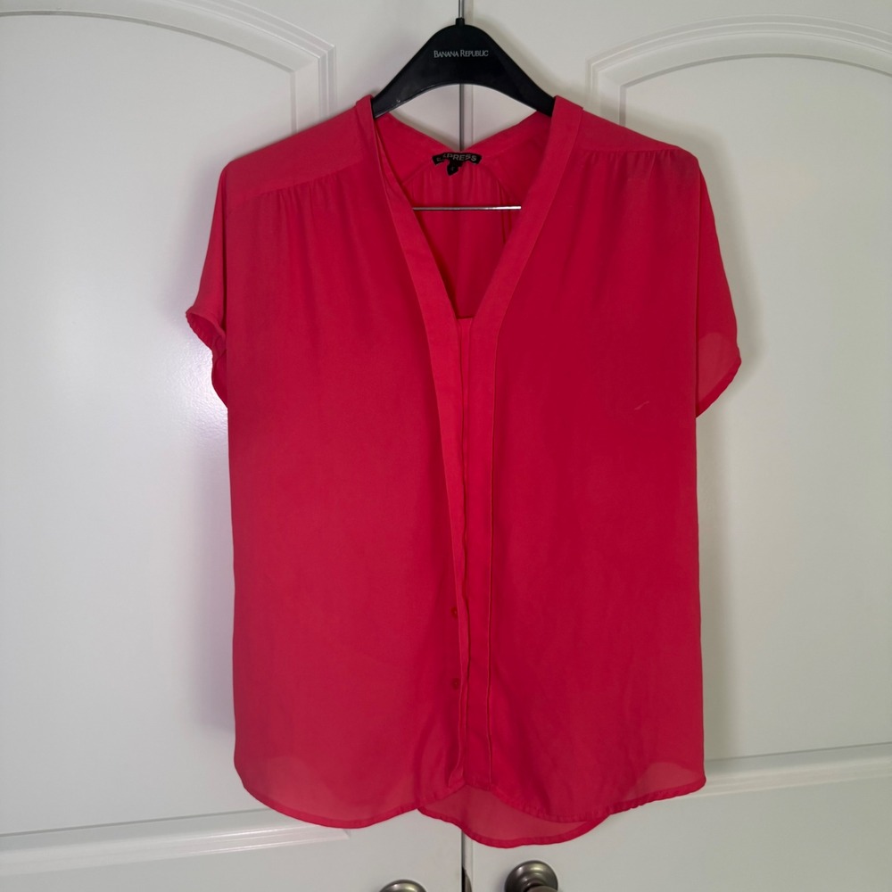Express Womens Pink Chiffon V-Neck Short Sleeve Hidden Button Down Blouse Large
